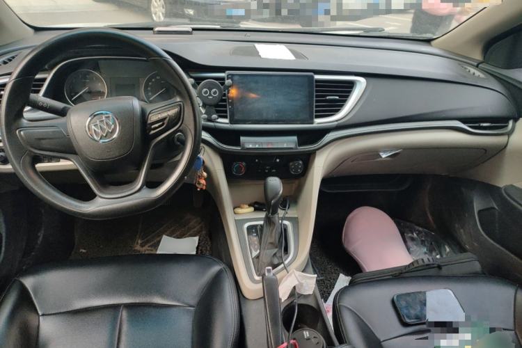 Used Buick GT 2019 15T Dual-Clutch Advanced Version China VI Standard Center Console