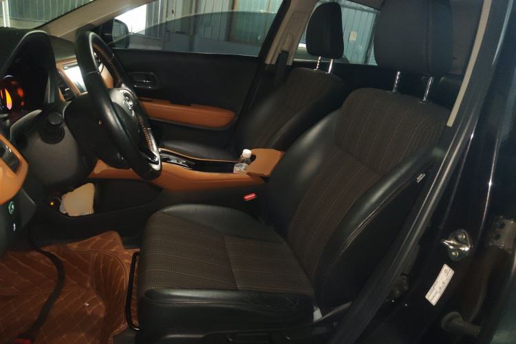 Used Honda Vezel 2015 1.8L CVT 2WD Luxury Model
