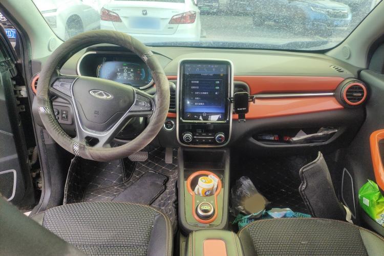 Used Chery QQ Little Ant 2019 4-Seater Smart Luxe Version 30.6 kWh Center Console