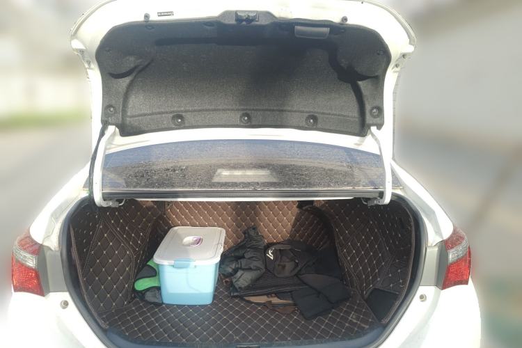 Used Toyota Corolla 2017 Revised Version 1.2T S-CVT GL Trunk