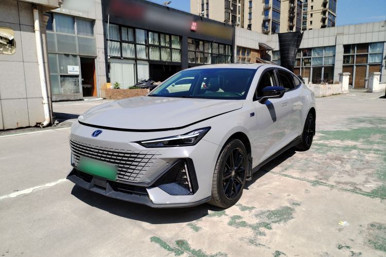 Used Changan UNI-V iDD 2023 ZhiDian iDD 1.5T 113km Smart & Fun Version