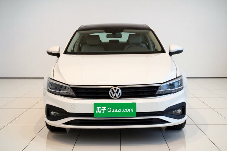 Used Volkswagen Lamando 2019 230TSI DSG Fashion Edition China VI Front