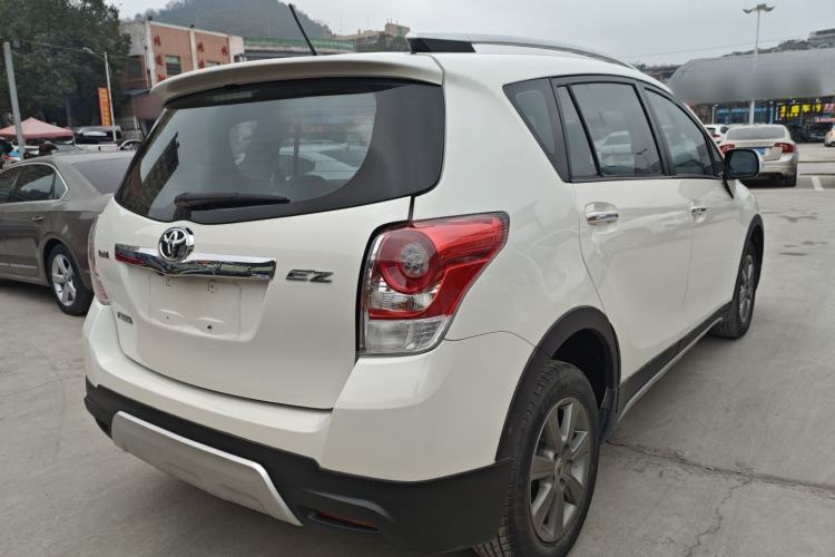 Used Toyota Verso 2015 180E CVT Crossover Edition