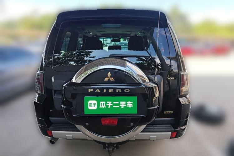 Used Mitsubishi Pajero 2014 3.0L Elite Upgrade Edition