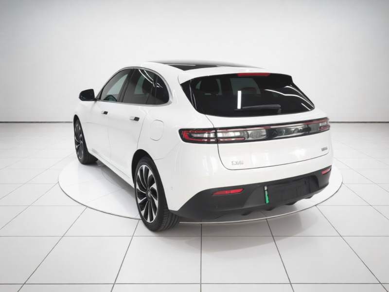 Used Hima AITO M5 2022 Extended-Range Four-Wheel Drive Performance Version — 4