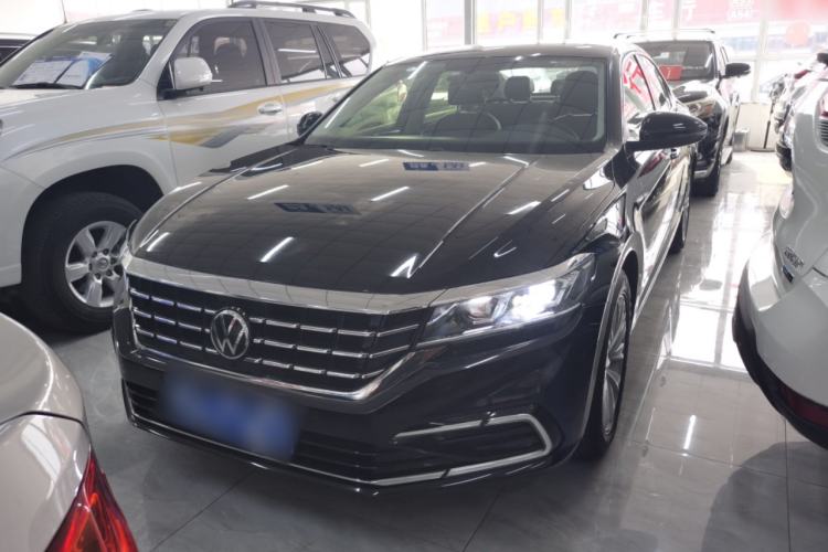 Used Volkswagen Passat 2021 330TSI Elite Edition Front