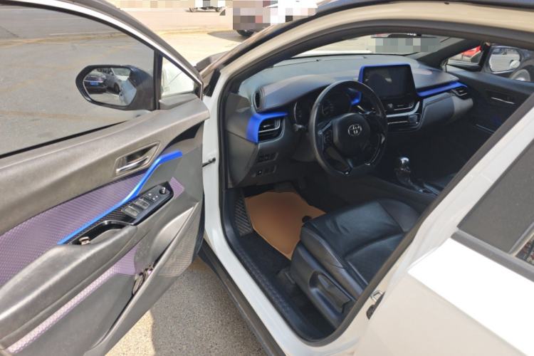 Used Toyota IZOA 2020 2.0L Yidong Edition