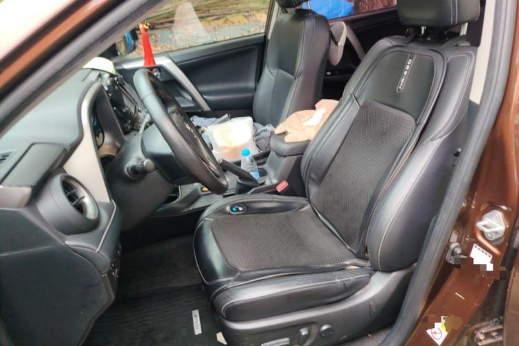 Used Toyota RAV4 2016 2.0L CVT Two-Wheel Drive Smart Edition China V Standard Left Front Seat