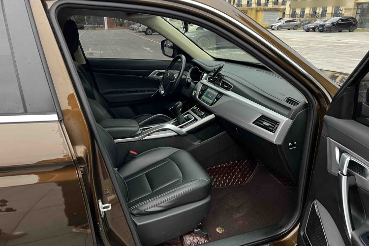 Used Geely Auto Emgrand X7 Sport 2016 2.0L Manual ZhiShang Version