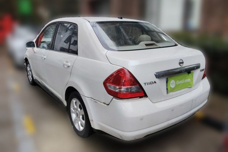 Used Nissan Tiida Sedan 2006 1.6JE AT Rear Left 45 Deg