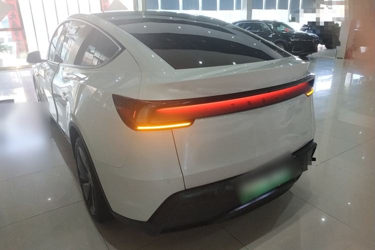 Used Tesla Model Y 2026 Rear-Drive Model Rear Left 45 Deg