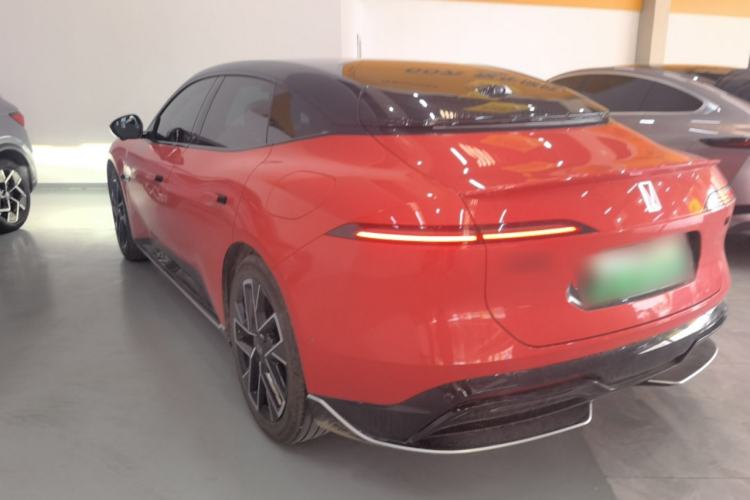 Used Avatr 06 2025 Pro Range-Extended Edition Rear Left 45 Deg