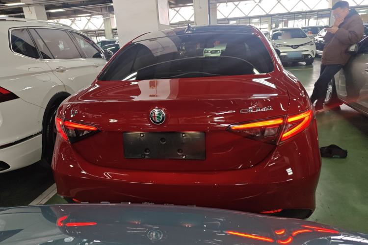 Used Alfa Romeo Giulia 2024 2.0T 280HP Tributo Italiano Legend Tribute Edition
