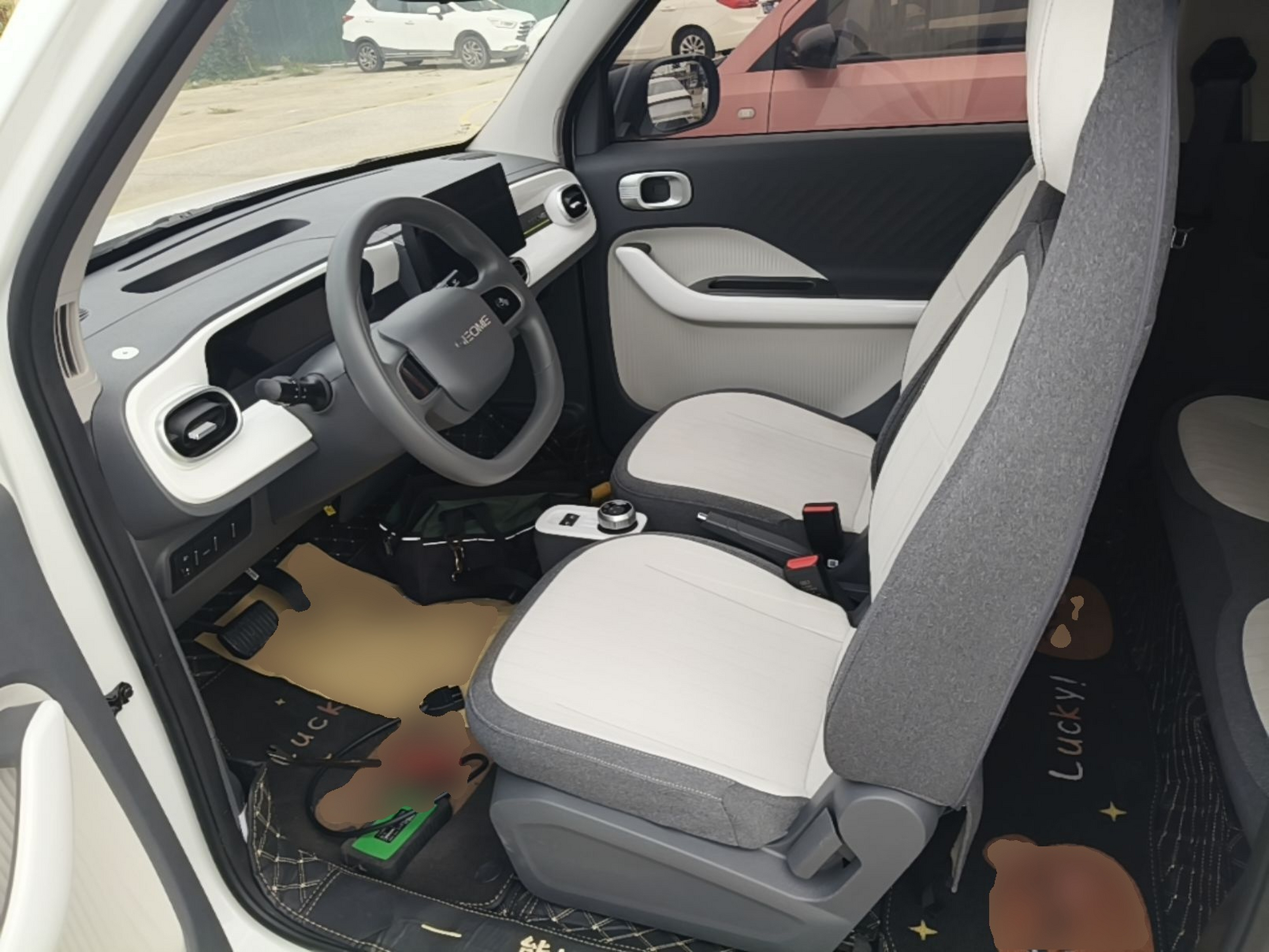 Interior delantero