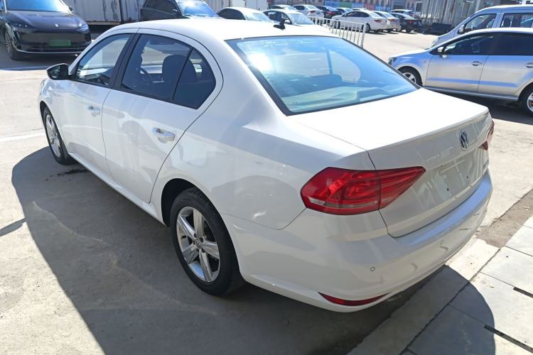 Used Volkswagen Lavida 2017 1.6L Automatic Fashion Edition
