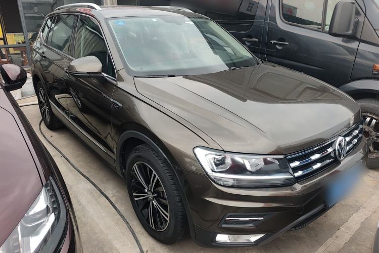 Used Volkswagen Tiguan L 2019 Updated Version 330TSI Automatic Two-Wheel Drive Panoramic Comfort Edition China VI Standard