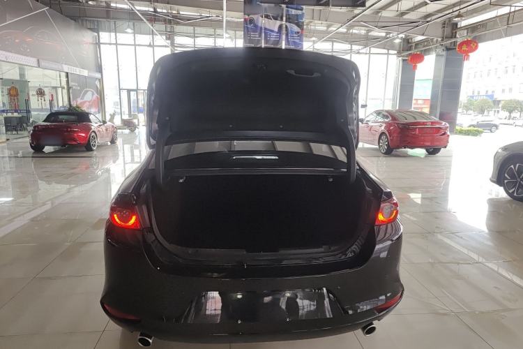 Used Mazda Mazda 3 Axela 2023 1.5L Manual ZhiMei Edition