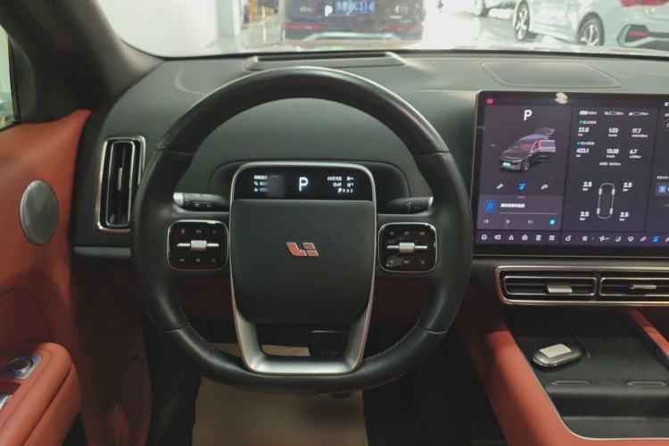 Used Li Auto L8 2023 Pro Model Steering Wheel