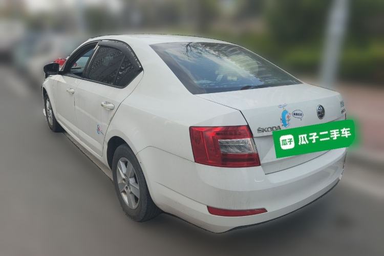 Used Skoda Octavia 2017 Classic Model 1.6L Automatic Standard Edition Rear Left 45 Deg