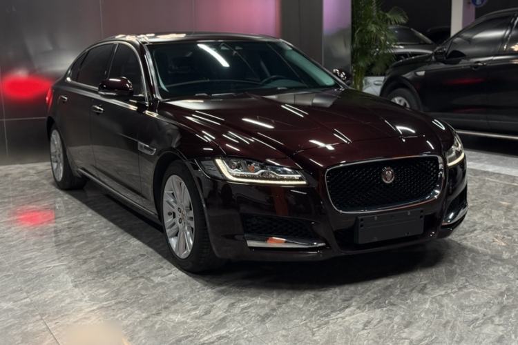 Used Jaguar XFL 2018 XFL 2.0T 250 PS Premium Edition