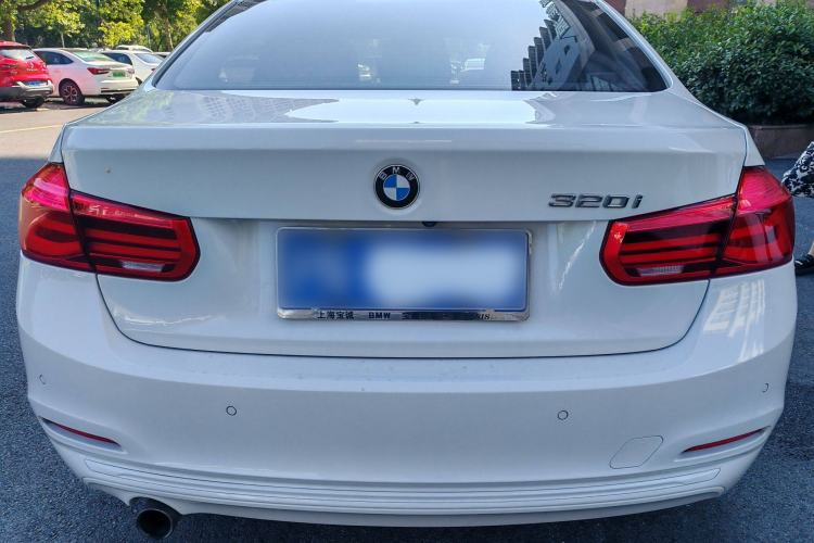 Used BMW 3 Series 2016 320i Fashion Model