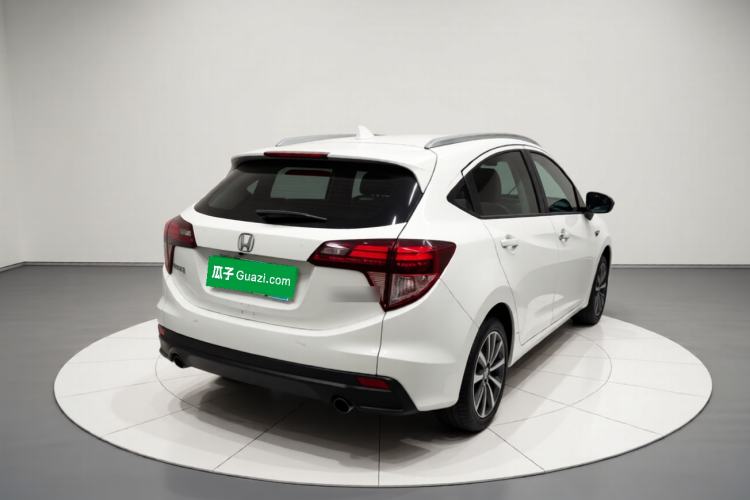 Used Honda Vezel 2017 1.8L CVT Front-Wheel Drive Pioneer Edition Rear