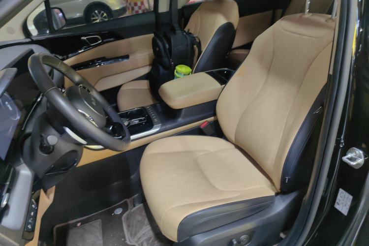 Used Kia Carnival 2021 2.0T Luxury Tech Edition
