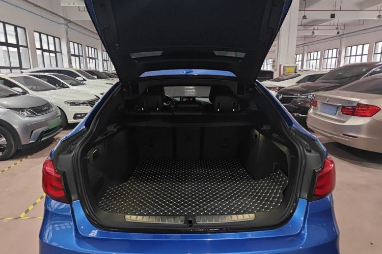 Used BMW 3 Series GT 2019 320i Sport Edition Trunk