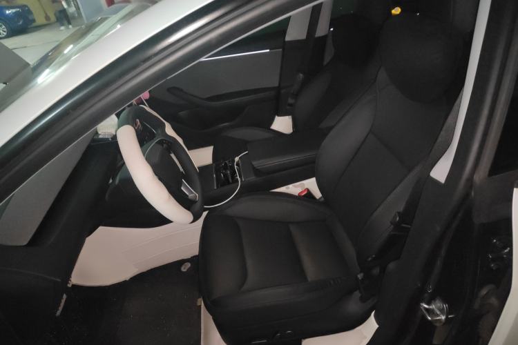 Used Tesla Model 3 2025 Rear-Wheel-Drive Version