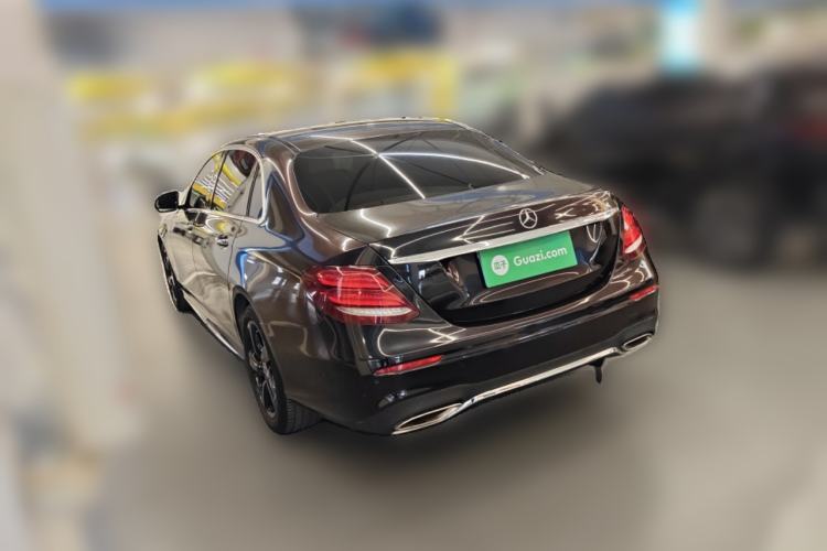 Used Mercedes-Benz E-Class 2019 E 300 L Sporty and Stylish Model