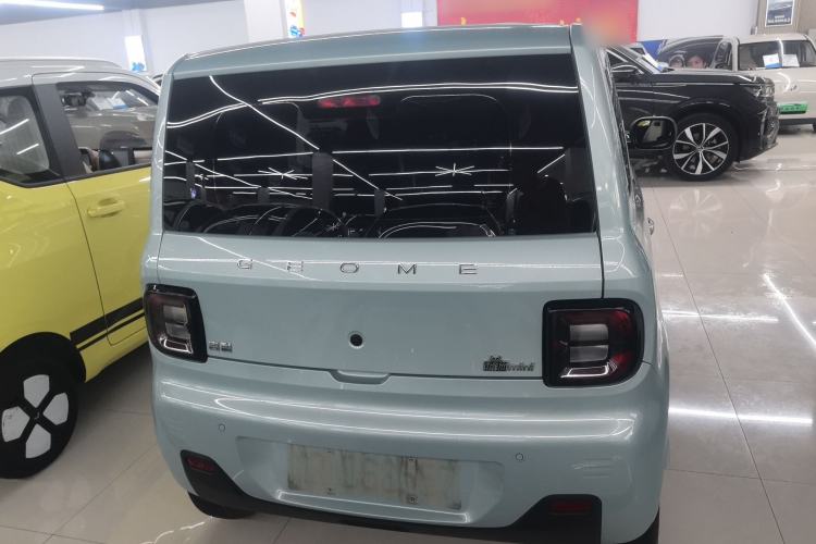 Used Geely Galaxy Panda 2023 Panda Mini 200km Endurance Bear Rear