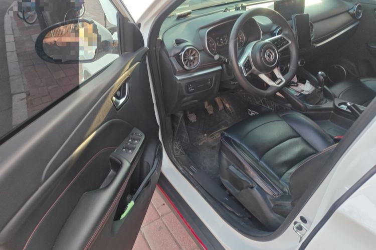 Used Dongfeng Fengon 500 2022 1.5L Manual Enjoyment Model
