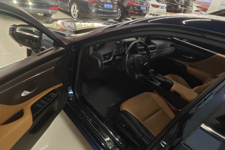 Used Lexus ES 2020 200 Luxury Edition