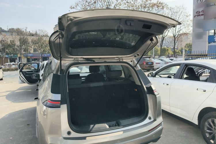 Used AION Y 2023 Plus 510 Enjoy Edition