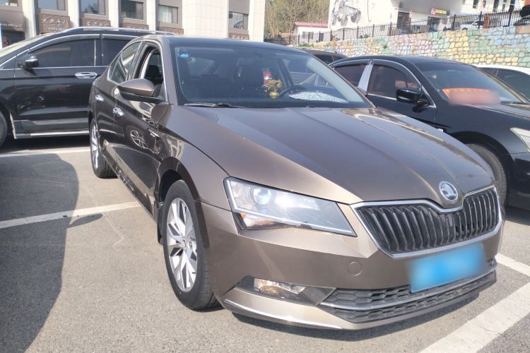 Used Skoda Superb 2016 TSI330 DSG Innovation Edition Exterior 1