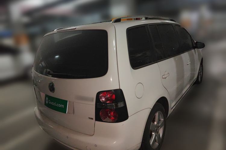 Used Volkswagen Touran 2013 1.4T DSG Comfort Edition 5-Seater Rear Right 45 Deg