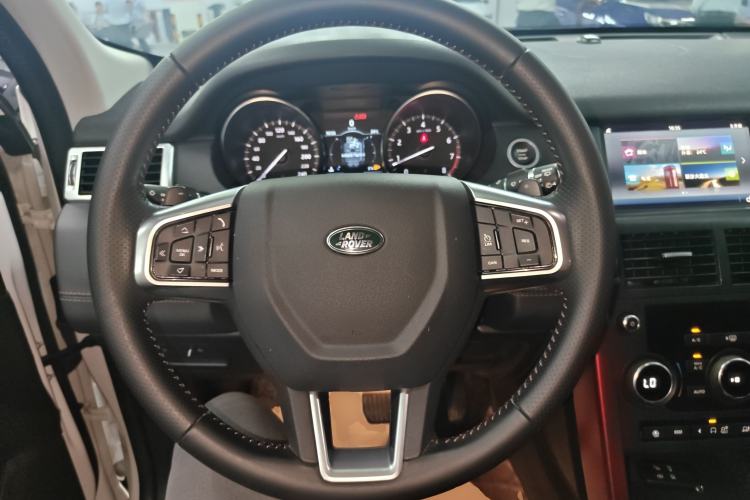 Used Land Rover Discovery Sport 2019 240 PS SE Dynamic Version China VI Standard Steering Wheel