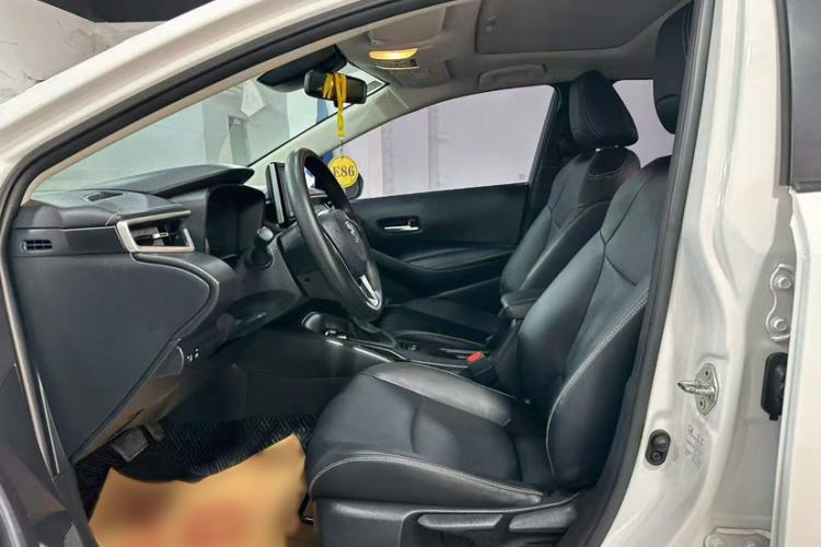 Used Toyota Corolla 2019 1.2T S-CVT GL-i Luxury Edition Interior 1