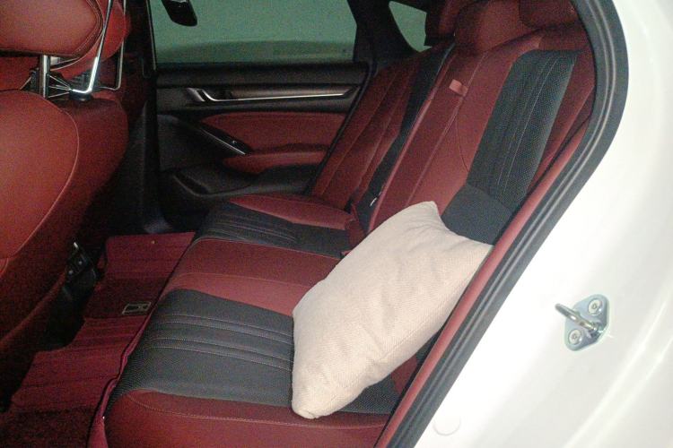 Used Honda Inspire 2022 Xing·Hybrid 2.0L Pure Edition Left Rear Seat