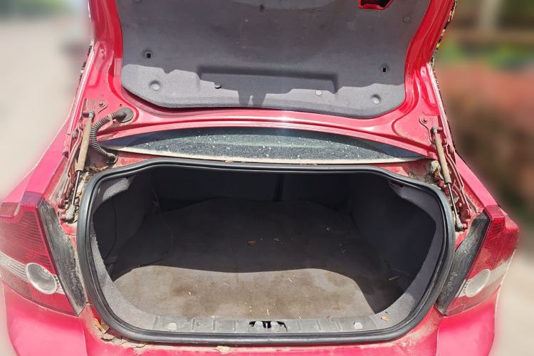 Used Volvo S40 2006 2.4i Trunk