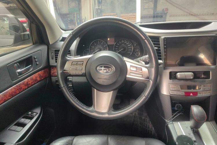 Used Subaru Outback 2011 2.5i Luxury Edition
