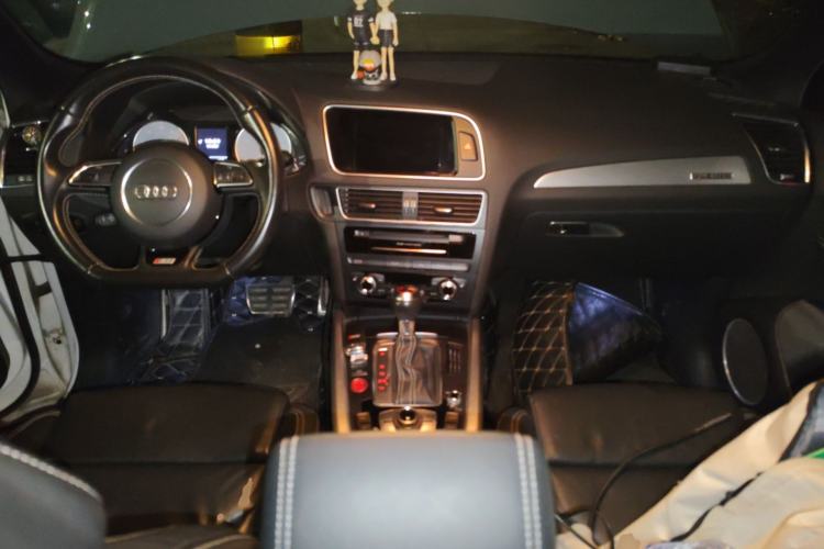 Used Audi Q5 2014 SQ5 3.0 TFSI quattro Center Console