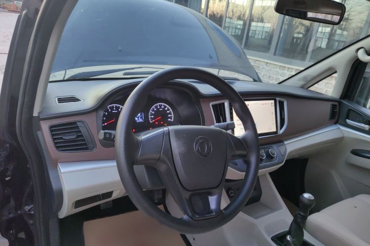 Used FORTHING Lingzhi 2019 M5L 1.6L 7-Seater Base Model China VI Standard