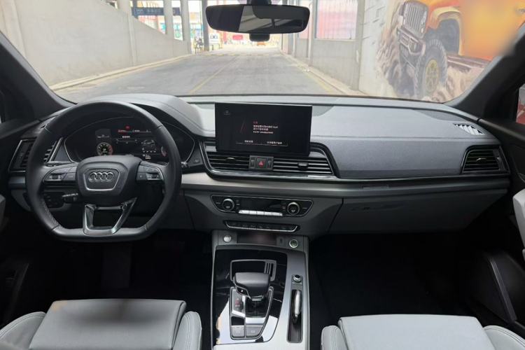 Used Audi Q5L Sportback 2022 40 TFSI Fashion Model