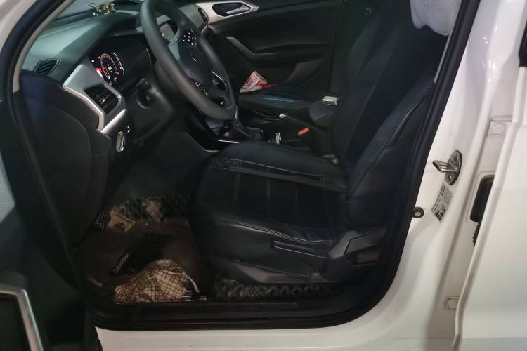 Used Volkswagen Tacqua 2021 1.5L Automatic 30th Anniversary Edition Left Front Seat