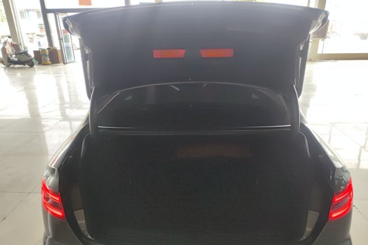 Used Audi A4L 2019 40 TFSI Fashion Edition China VI Emission Standard
