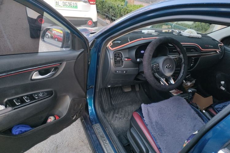 Used Kia KX Cross 2018 1.6L Automatic Dynamic Sunroof Version
