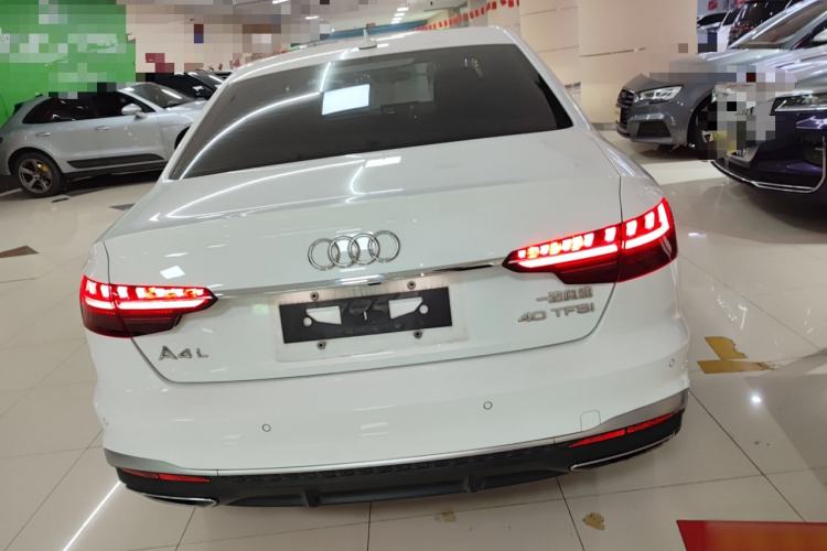 Used Audi A4L 2022 40 TFSI Fashion Dynamic Model
