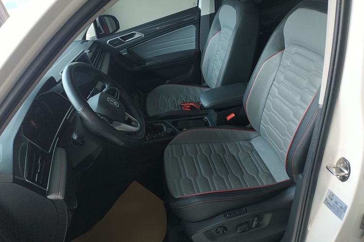 Used Volkswagen Tiguan L 2023 380TSI Automatic All-Wheel Drive R-Line Flagship 7-Seater