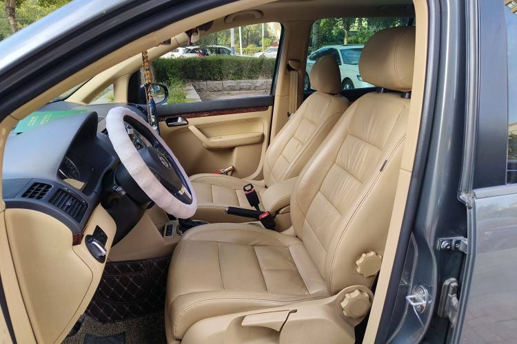 Used Volkswagen Touran 2013 1.4T DSG Crystal Edition 5-Seater